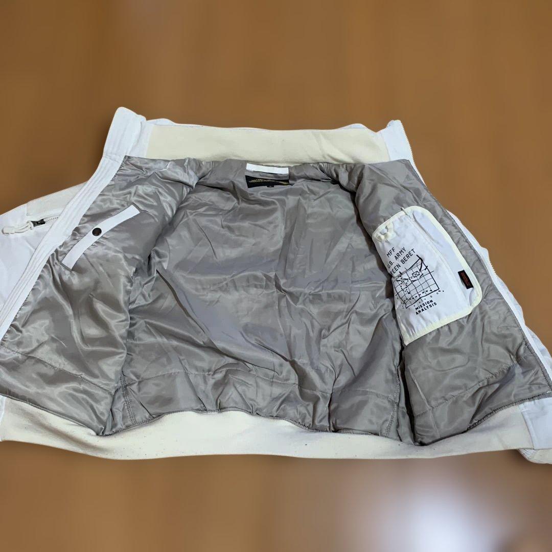 美品 アヴィレックス ミリタリー ダウンジャケット MA-1 G-10 HALO