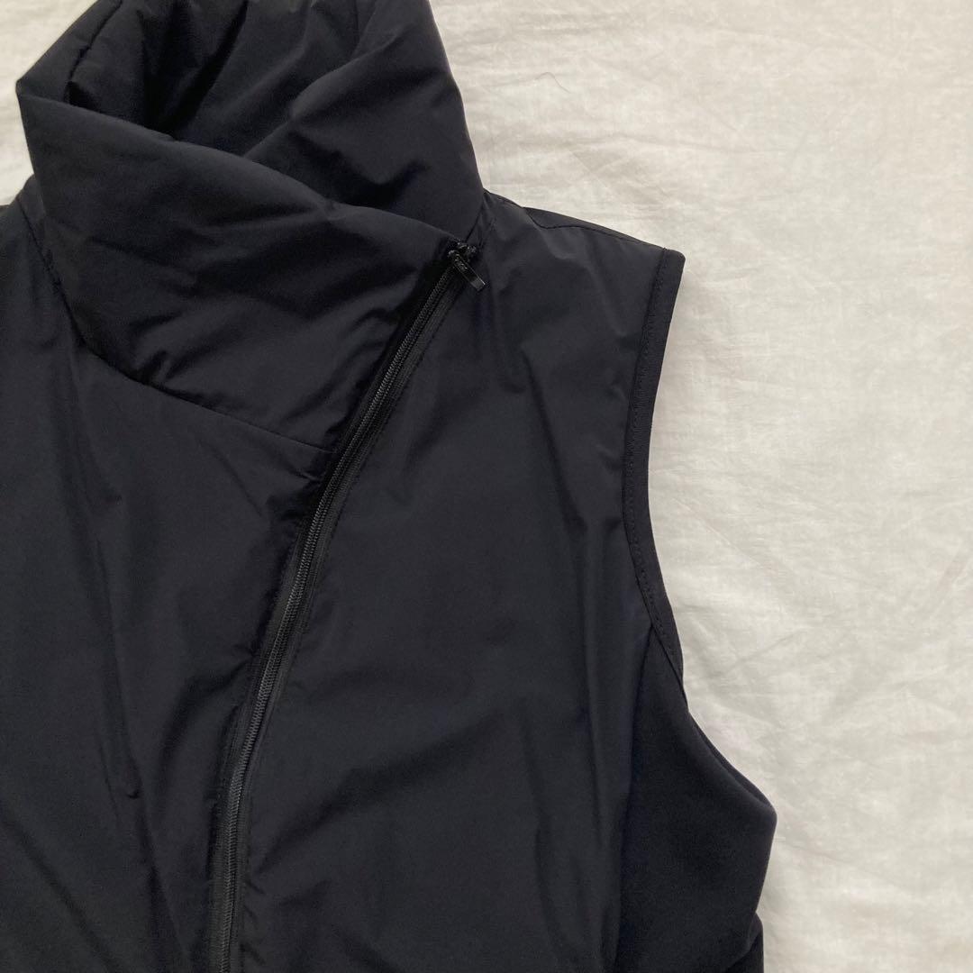 美品✨ Chacott チャコット　中綿　ベスト ダブルジップ　ブラック　M
