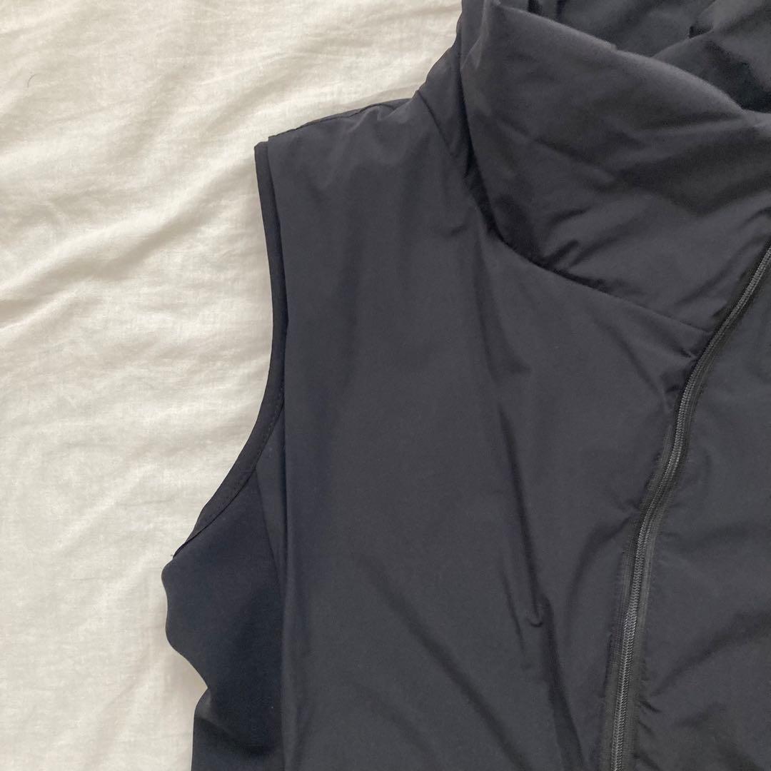 美品✨ Chacott チャコット　中綿　ベスト ダブルジップ　ブラック　M