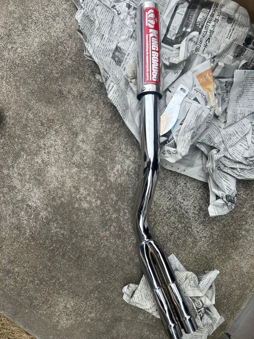 キングロード88フルエキマフラー　メッキ バリオス用