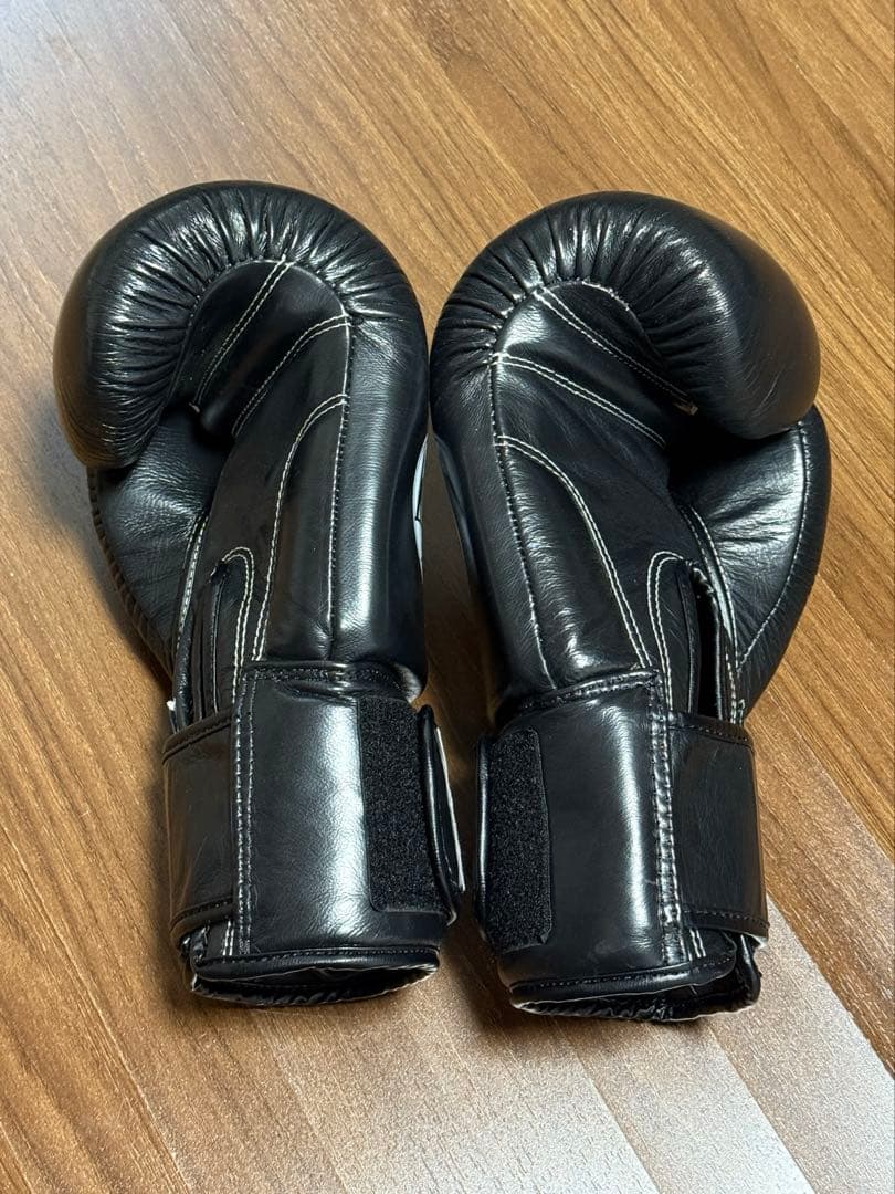 Windy ボクシンググローブ 黒 16oz 16オンス