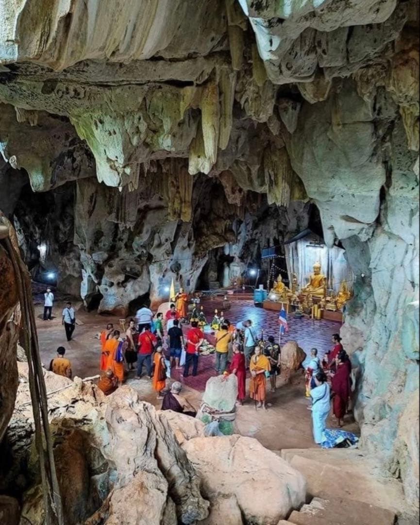 【限定1】クイーンバージニア　チャーム魅力、愛情、幸運 プラクルアン