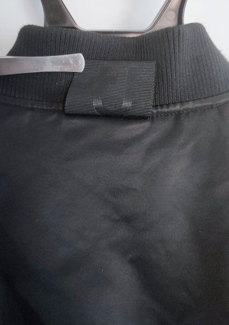 【美品】Uniqlo +J ハイブリッドダウンオーバーサイズMA-1 ブラックM