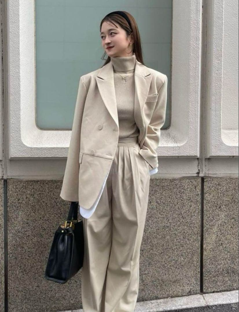 bibiy ジャケット