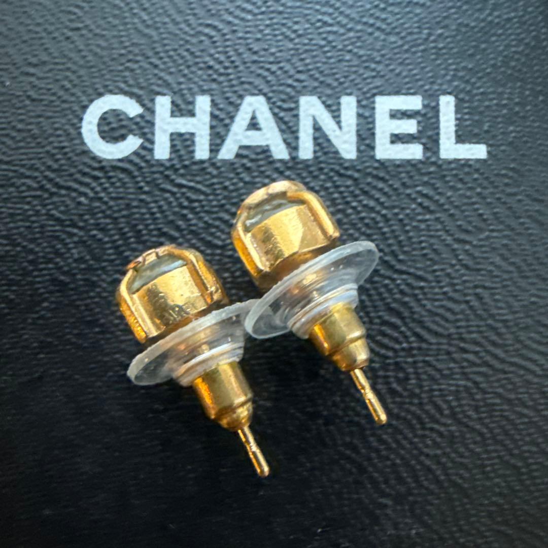 シャネル CHANEL ヴィンテージ スモール ピアス