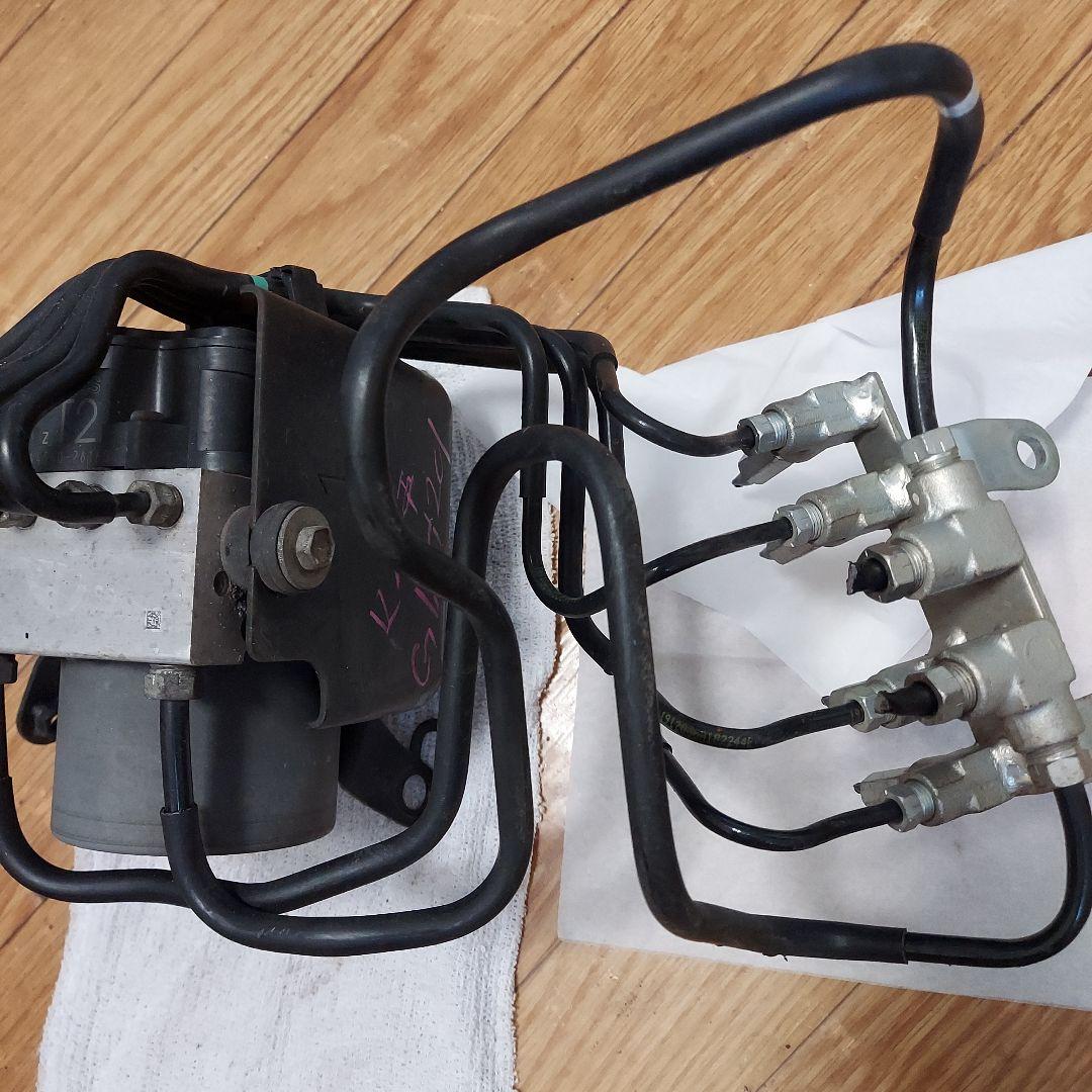 ハイエースGDH201 ABS アクチュエーター ブレーキ [R2年]