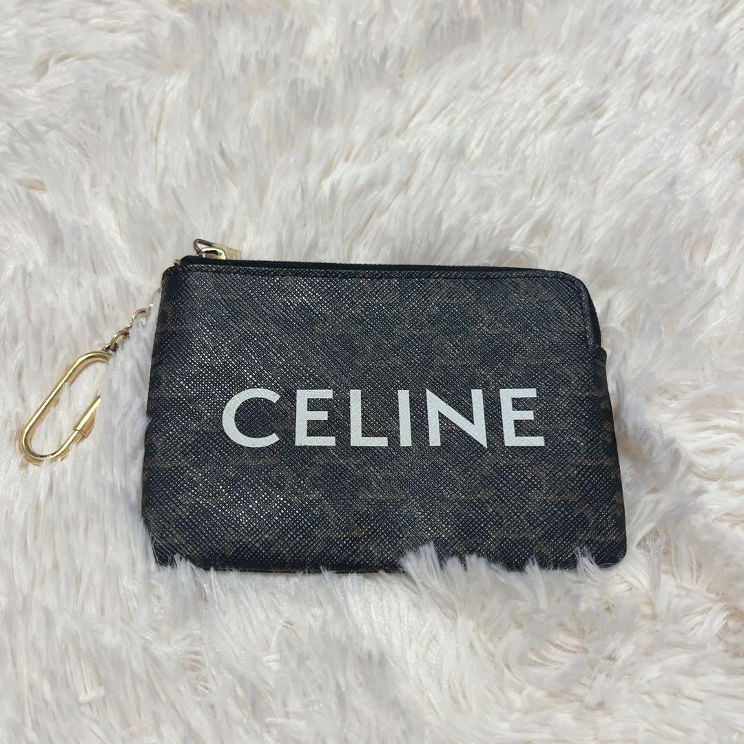 ルイ様 鑑定済・美品セリーヌ　トリオンフ　ロゴ　フック付き　ケース　PVC