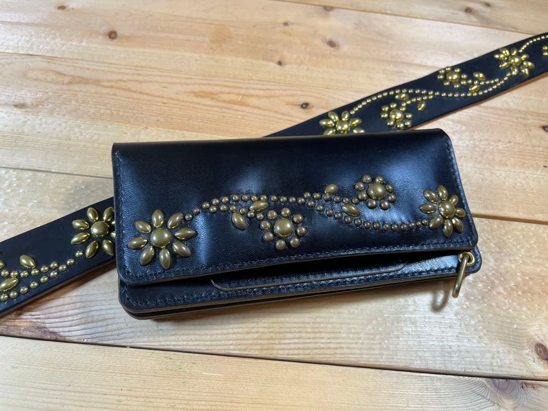 トラッカーウォレット TW-05 MARYAM社 ホースバット フラワースタッズ