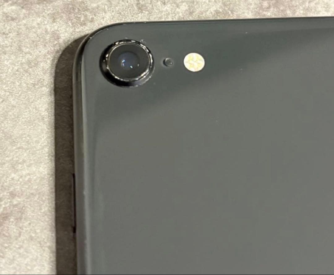 iPhoneSE 第2世代　ブラック　128GB