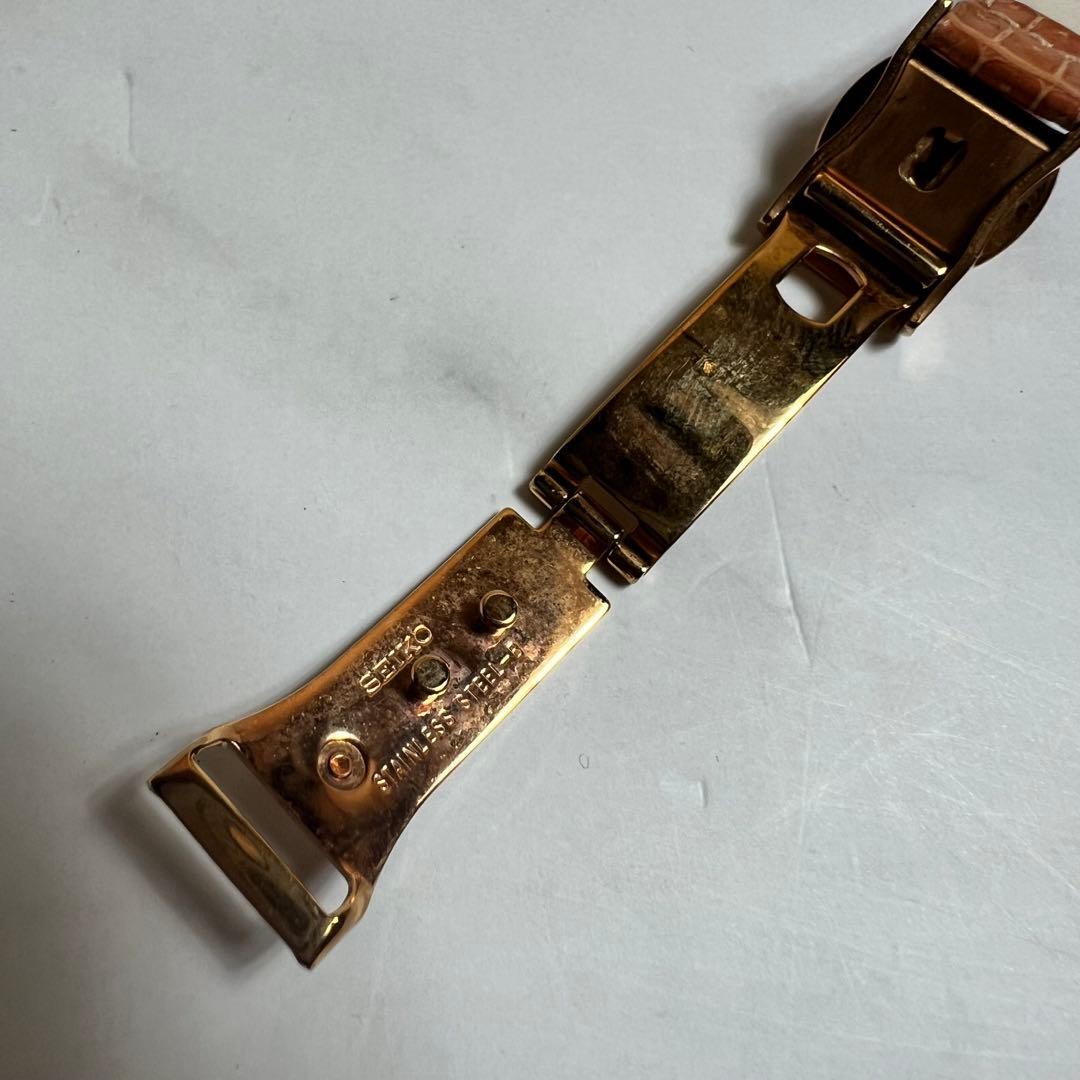 稼働美品 セイコールキア レディース腕時計 1B22-0AP0 トノー型 ピンク