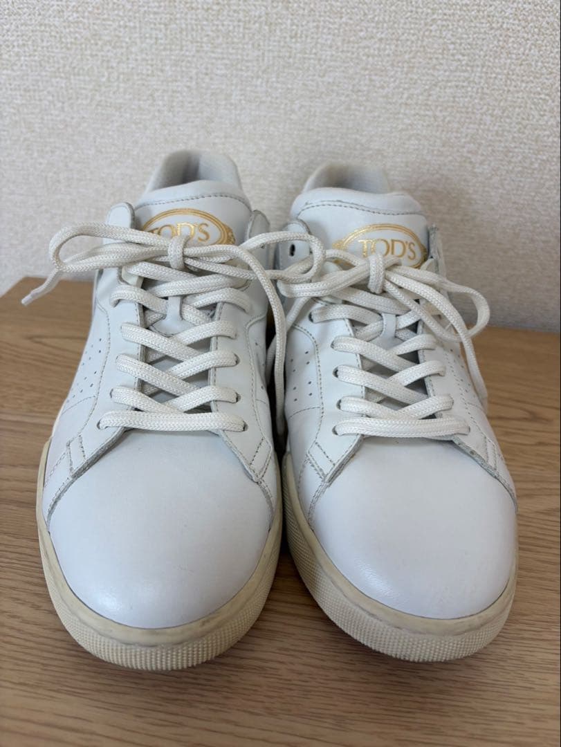 TOD'S ホワイトレザー スニーカー