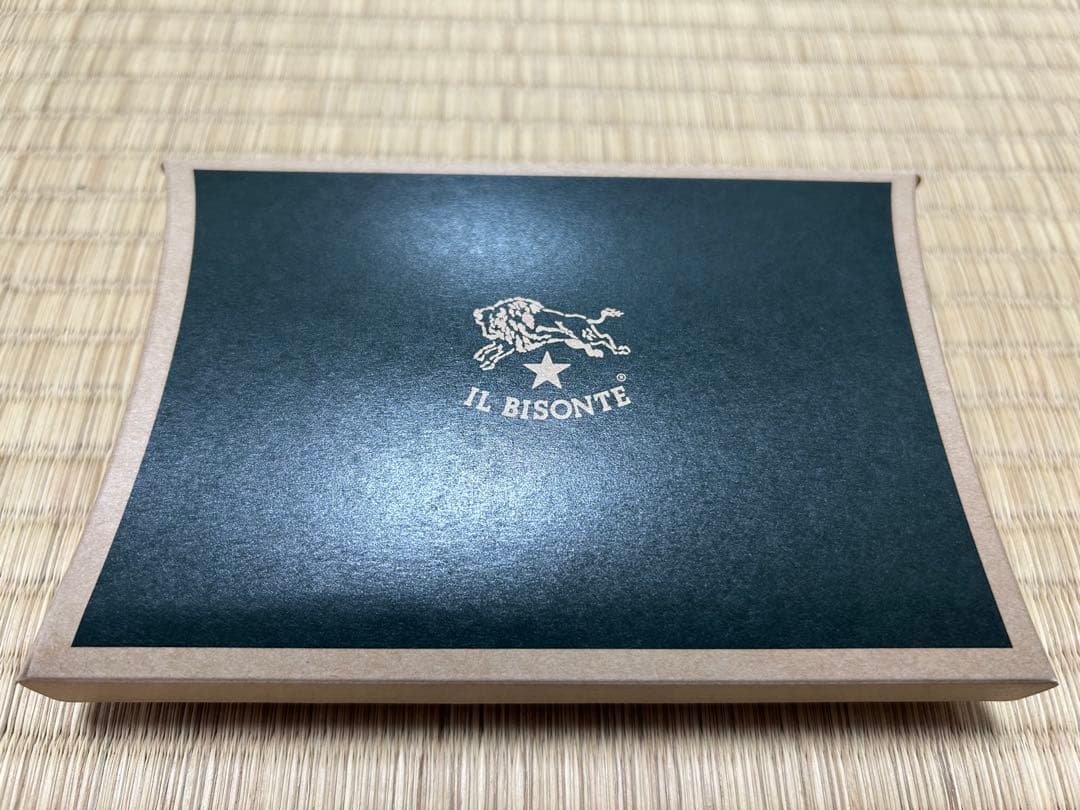 キーケースウォレット ネイビー / ILBISONTE