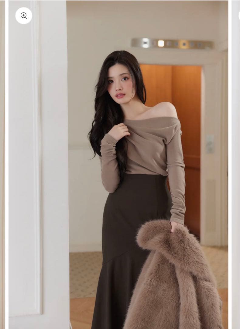 【最終値下げ】新品polaura アシンメトリードレープロングスリーブトップス