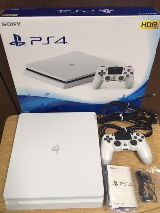 PlayStation®4 グレイシャー・ホワイト 500GB CUH-210…