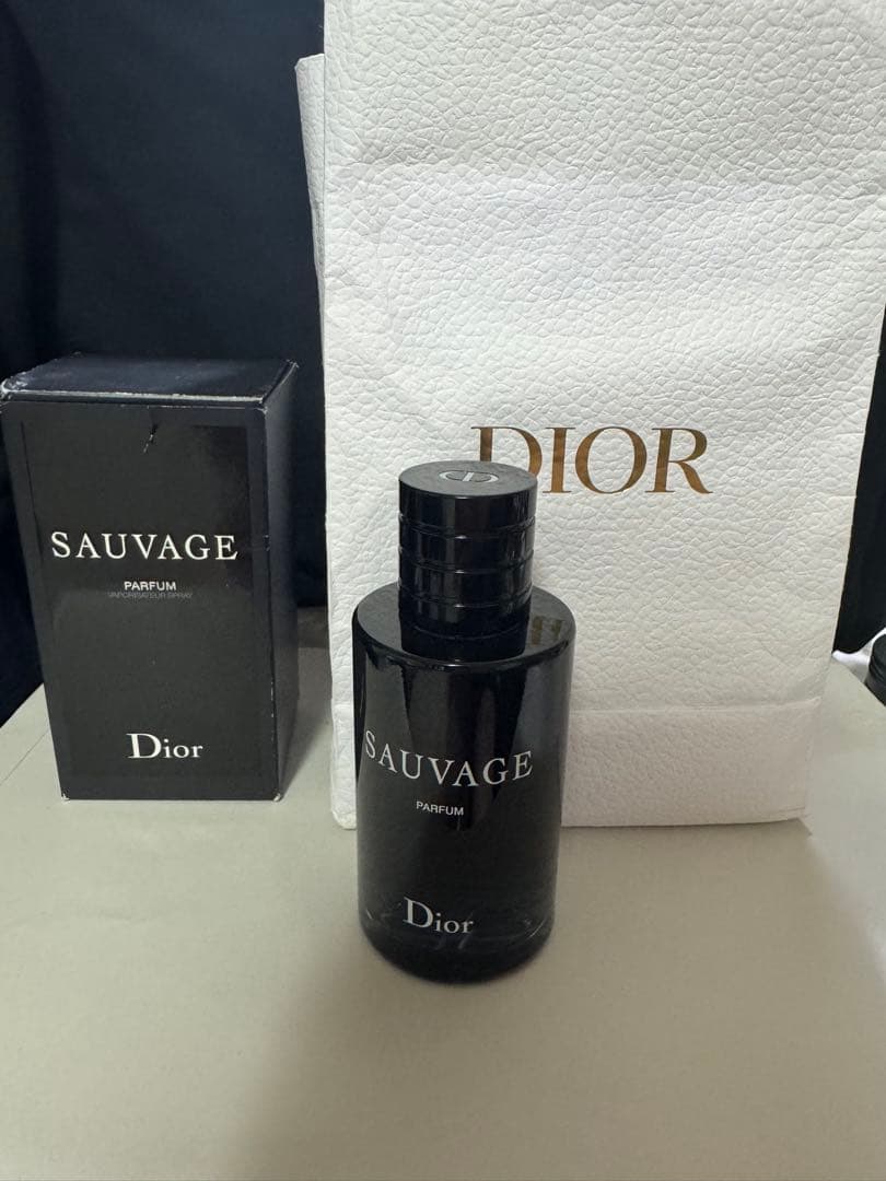 Dior Sauvage パルファム 100ml 箱付き