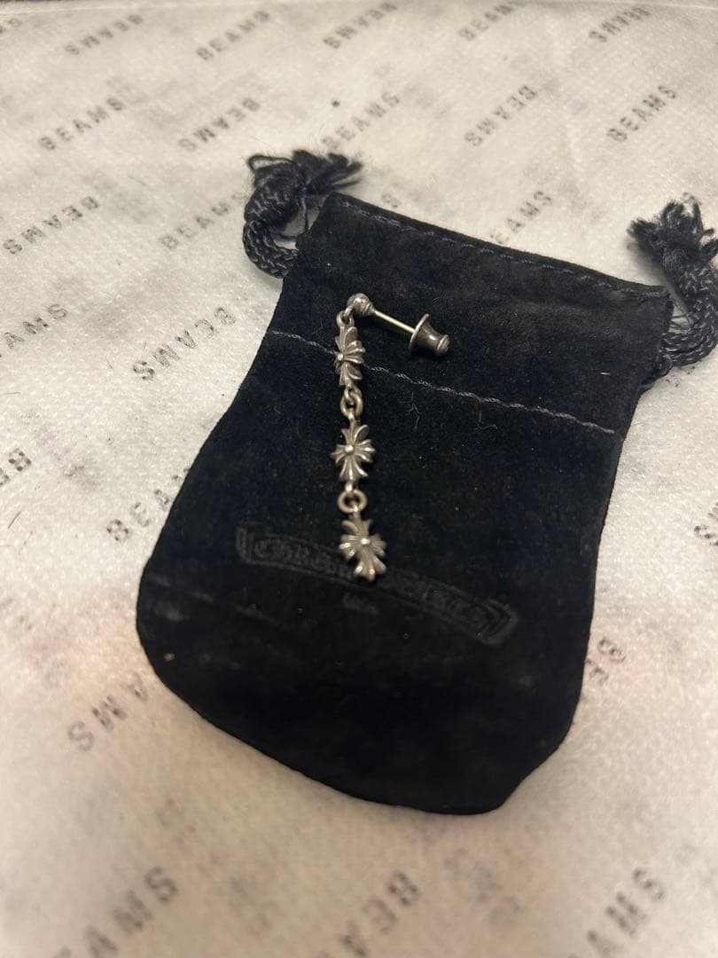 Chrom Heartsクロムハーツ タイニーECHプラス3ドロップ ピアス