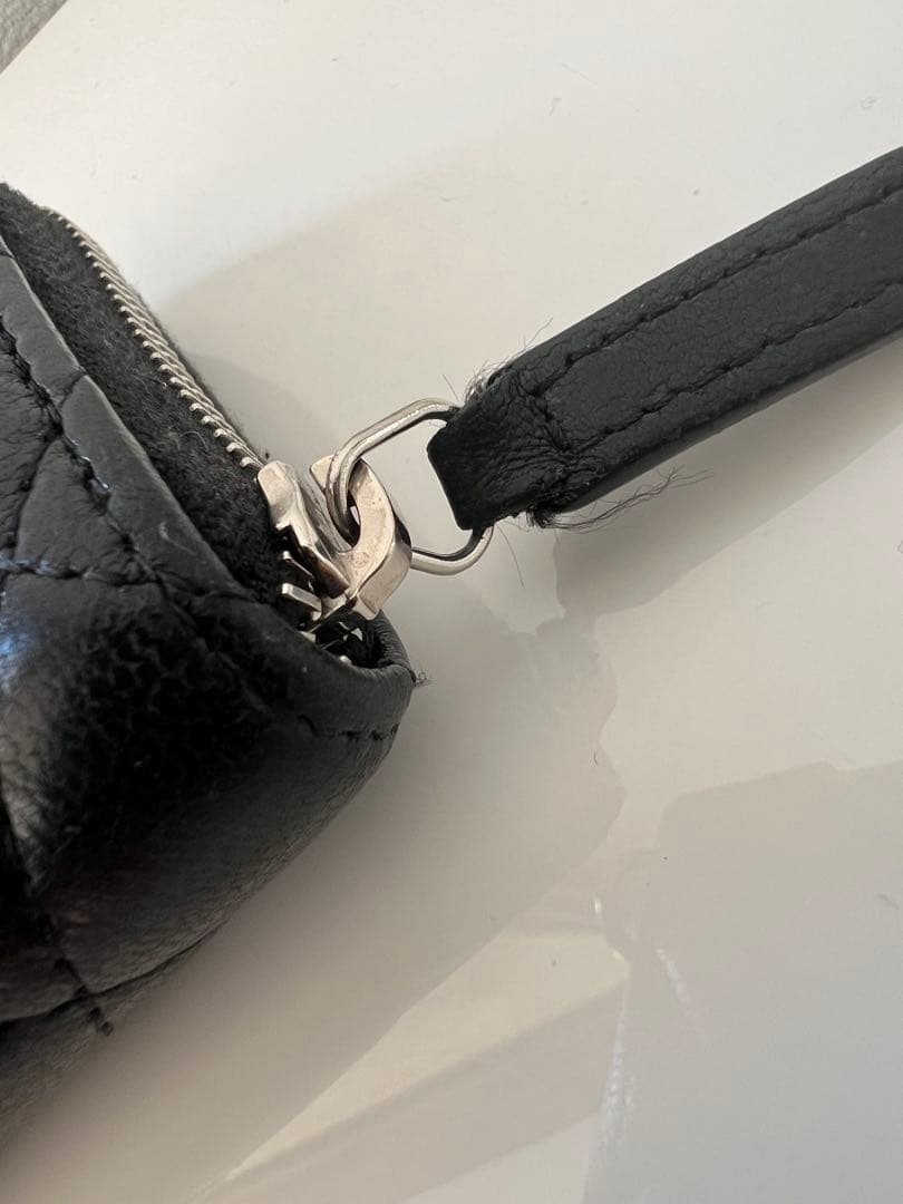 CHANEL マトラッセ　シルバー ケース