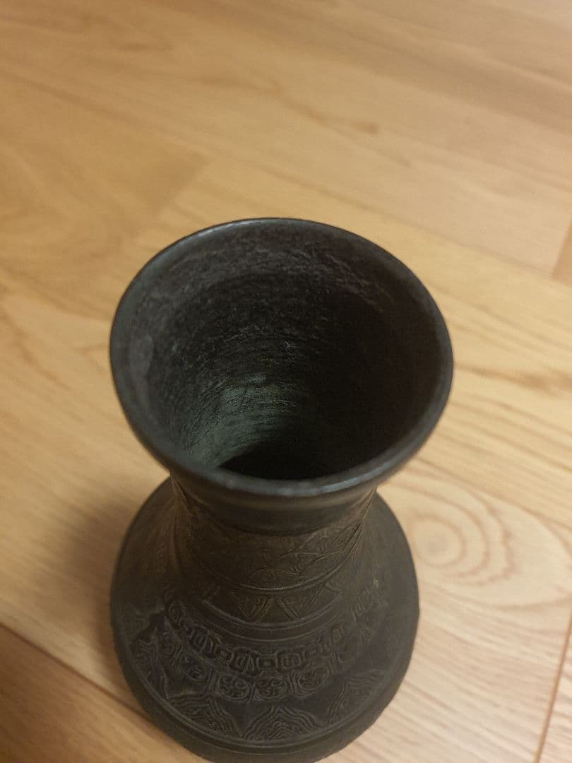 古銅 花入（中国-1850年頃）