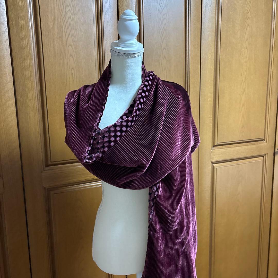 ジョルジオアルマーニ男女兼用ワインレッド 柄 マフラー