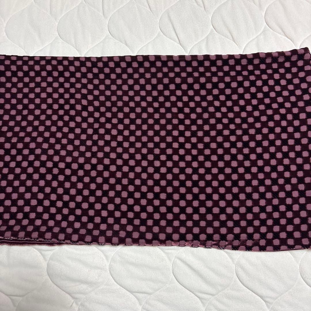 ジョルジオアルマーニ男女兼用ワインレッド 柄 マフラー