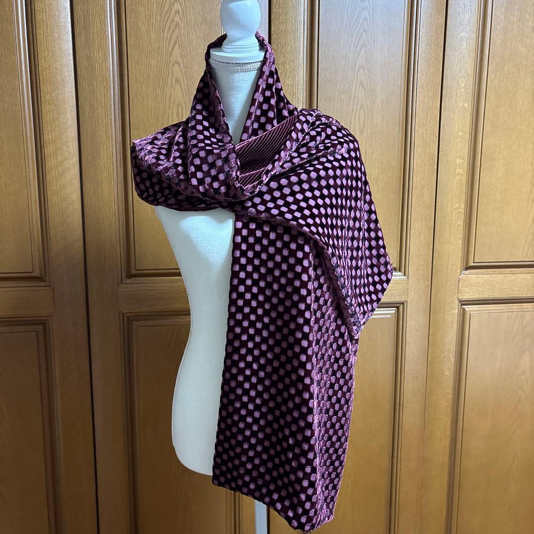 ジョルジオアルマーニ男女兼用ワインレッド 柄 マフラー