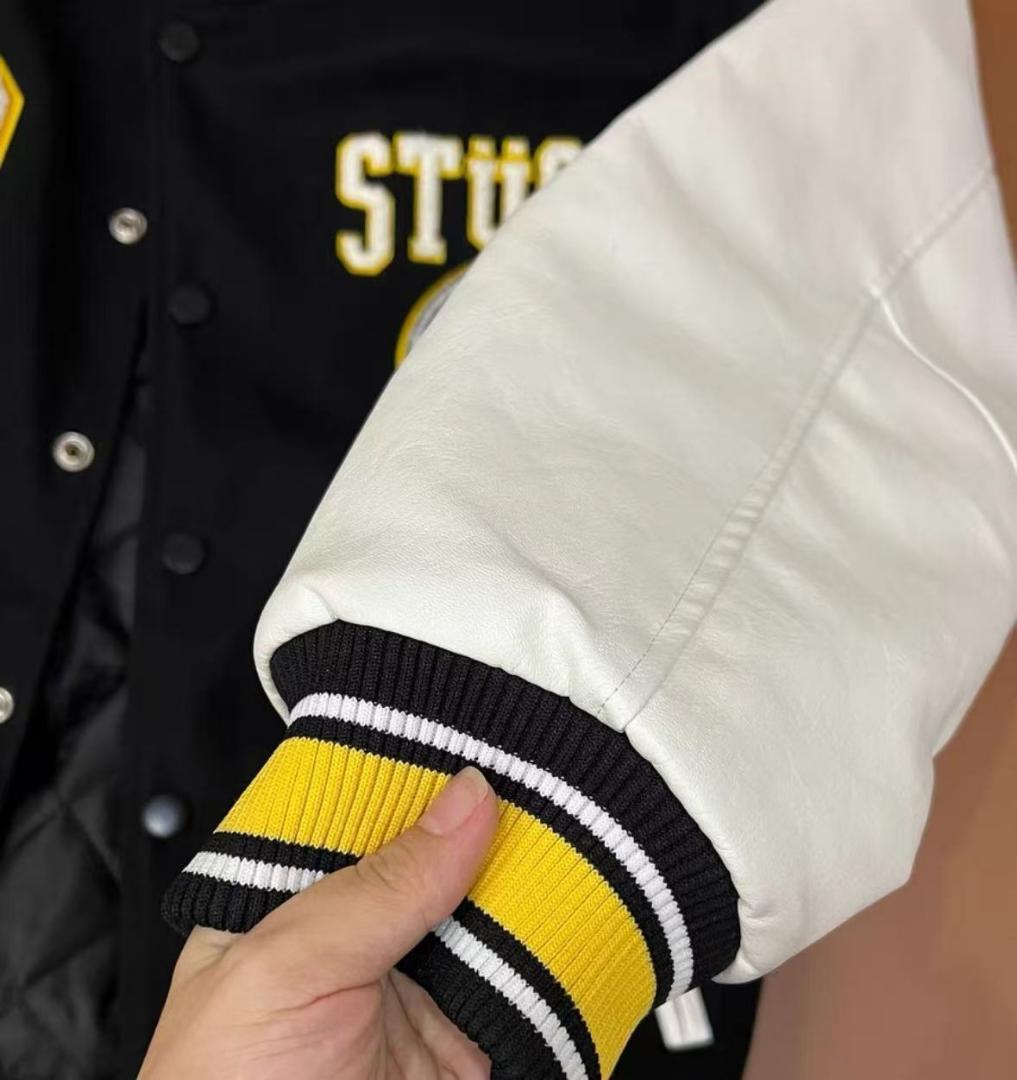 STÜSSY バイカラースタジャン