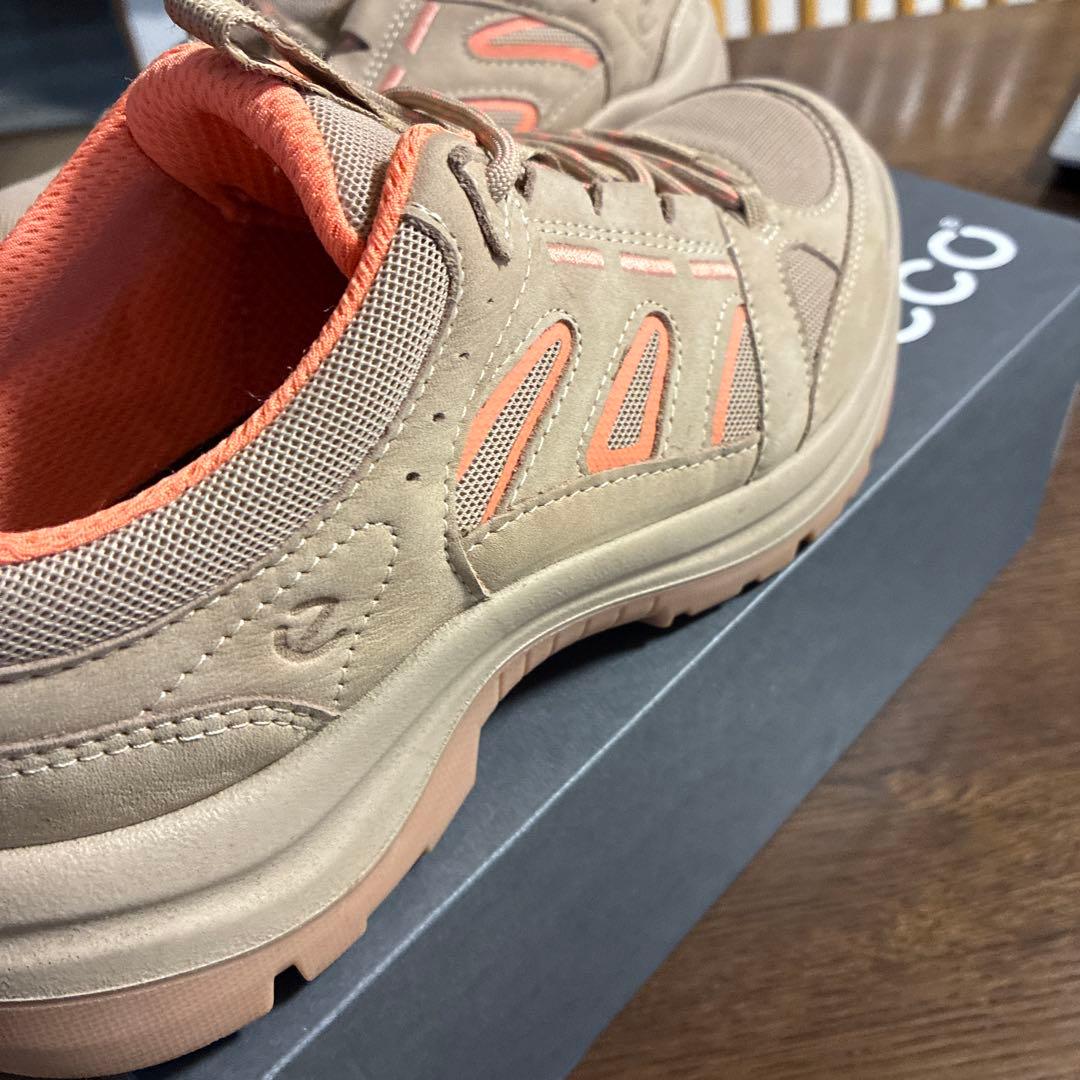 ECCO (エコー)レディース スニーカー 23.5