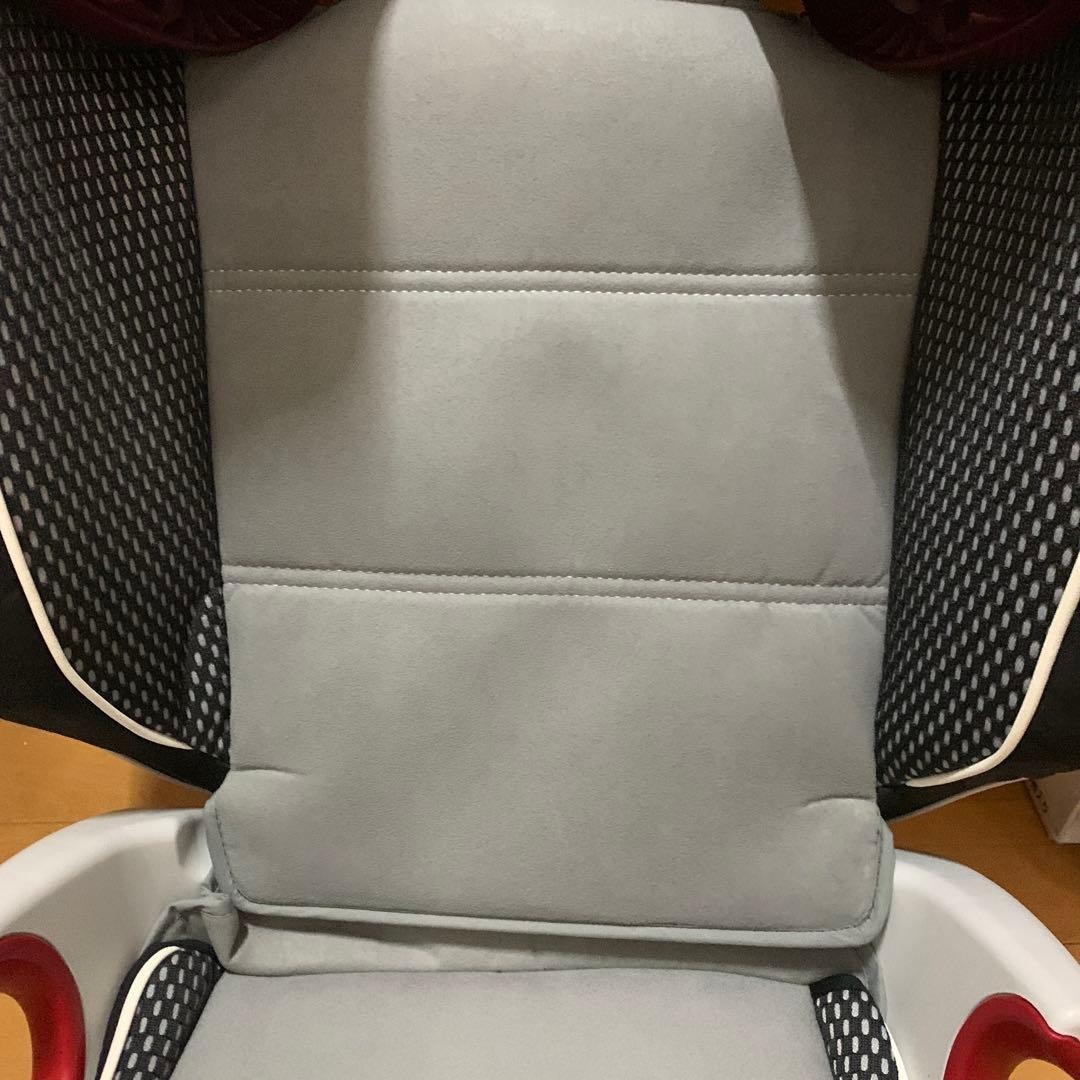 フォルクスワーゲン　ジュニアシート