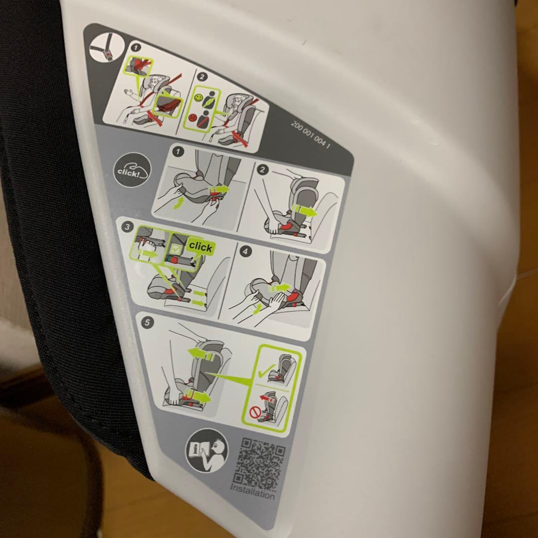 フォルクスワーゲン　ジュニアシート