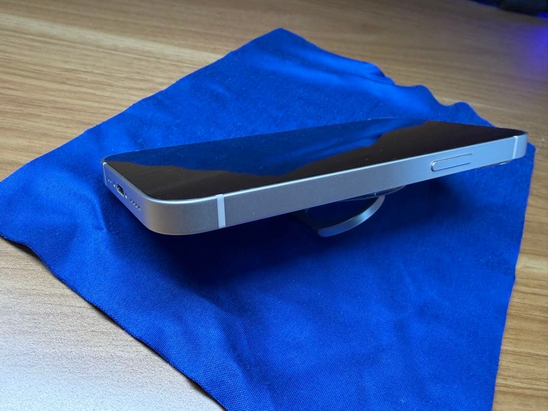 iPhone 13 mini 512GB 純正レザーケース付属