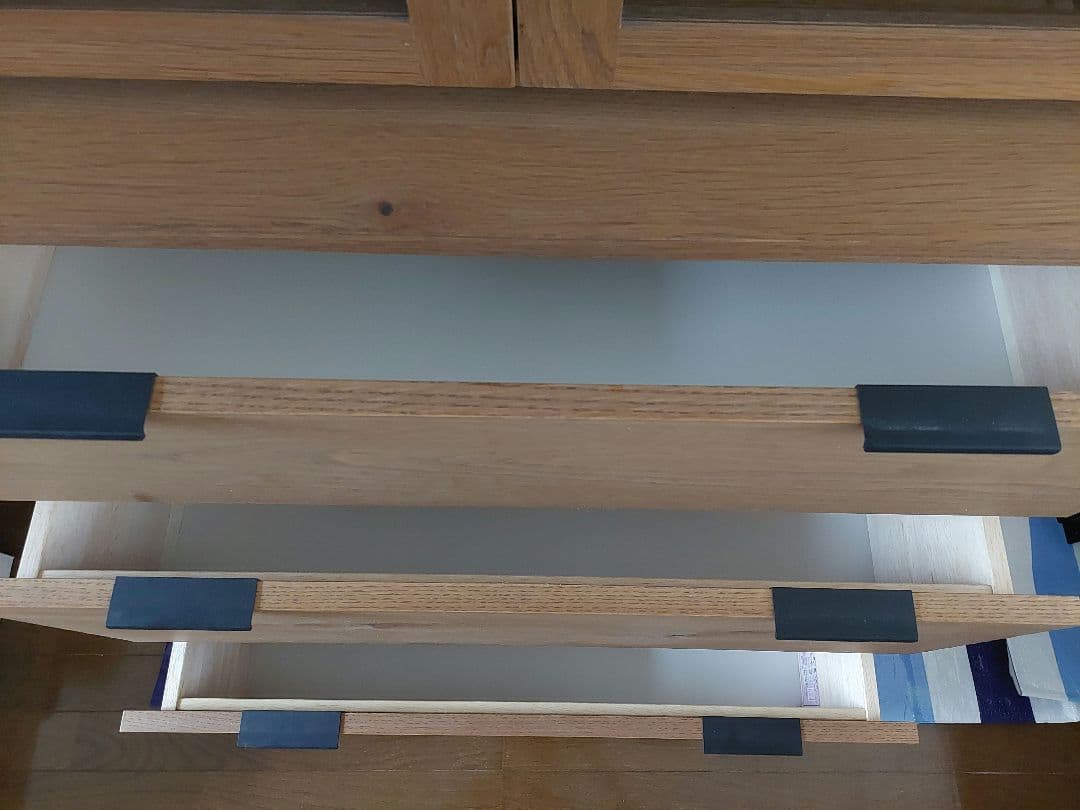 〈美品〉unico　カップボード