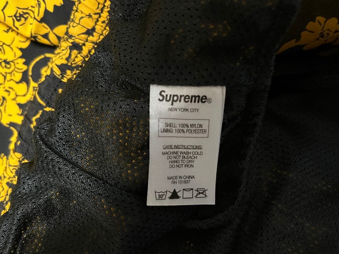 パンツ SUPREME Nylon Water Short Black Floral