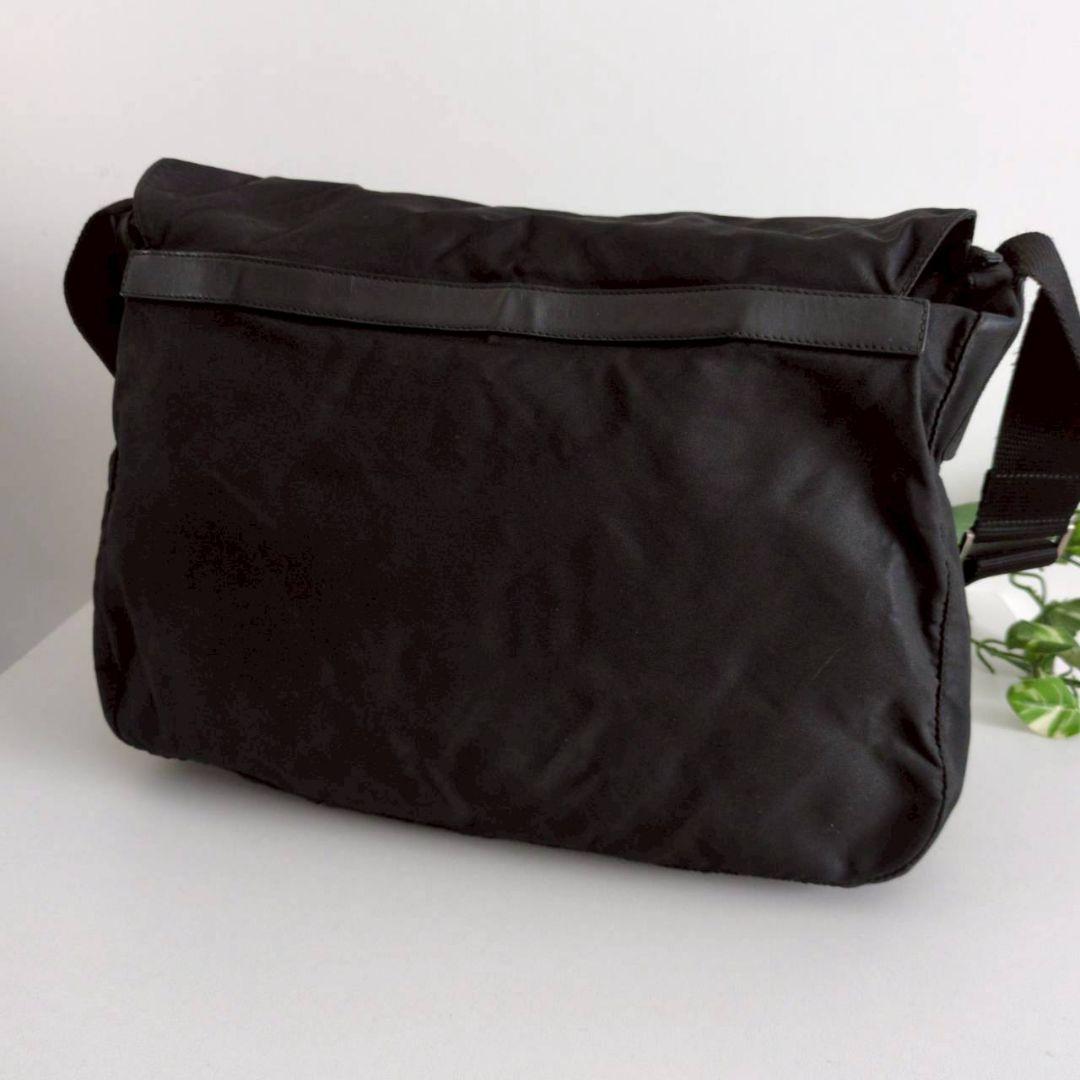 良品 プラダ ナイロン レザー ショルダーバッグ 鞄 黒 レディース メンズ