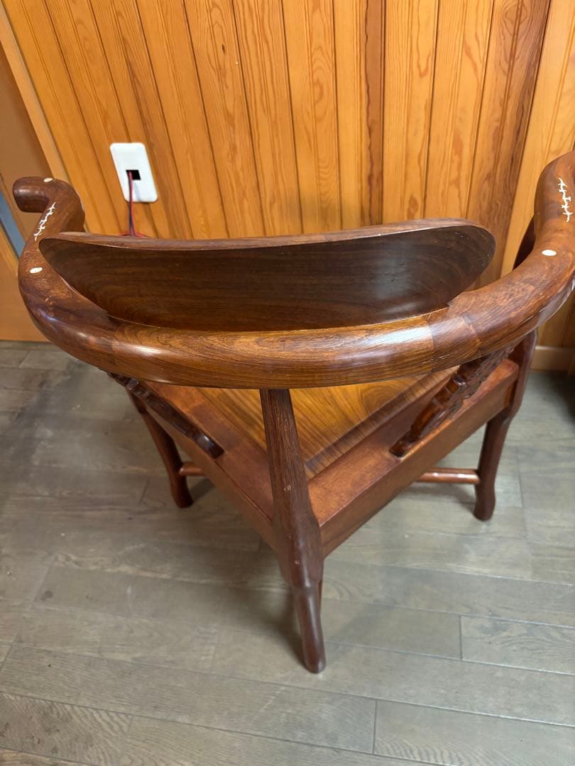 m*7様 美品　アジアンスタイル 木製椅子 螺鈿細工②