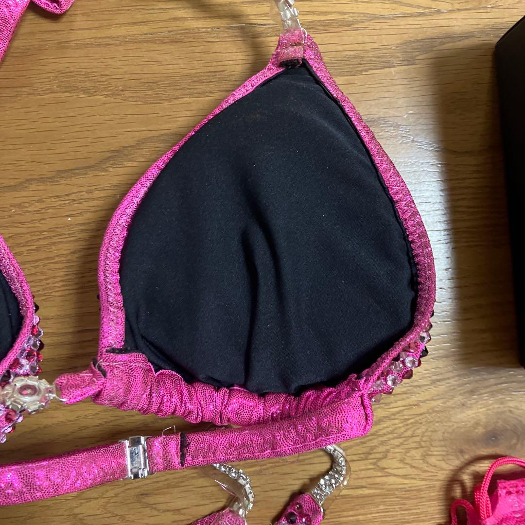 コンテスト競技用ビキニ