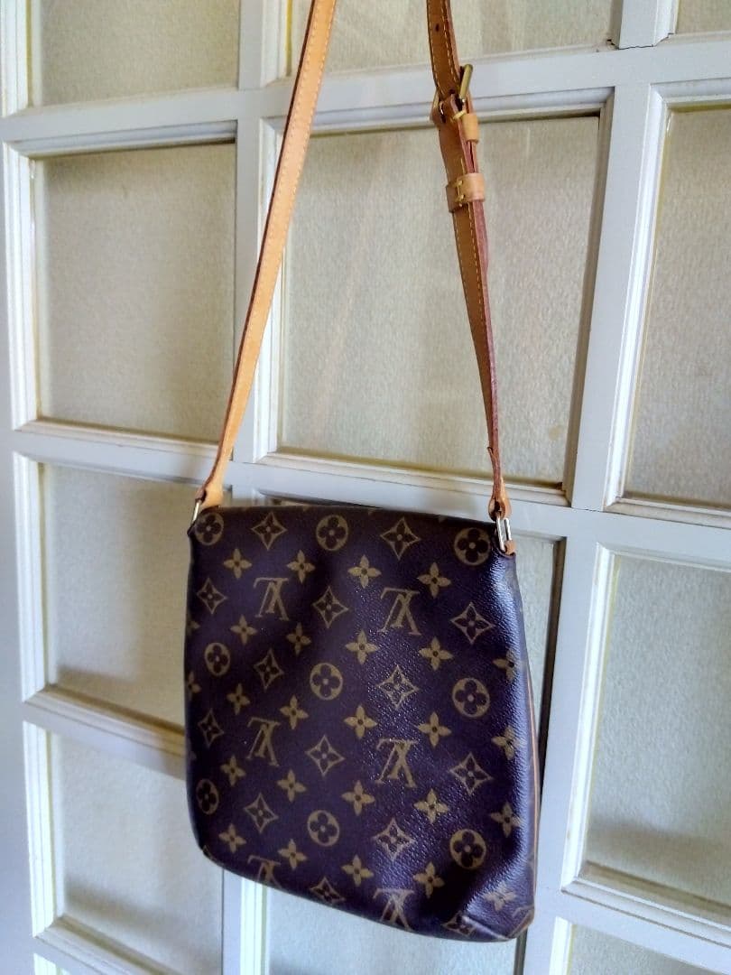 ルイヴィトン Louis Vuitton モノグラム ショルダーバッグミュゼット