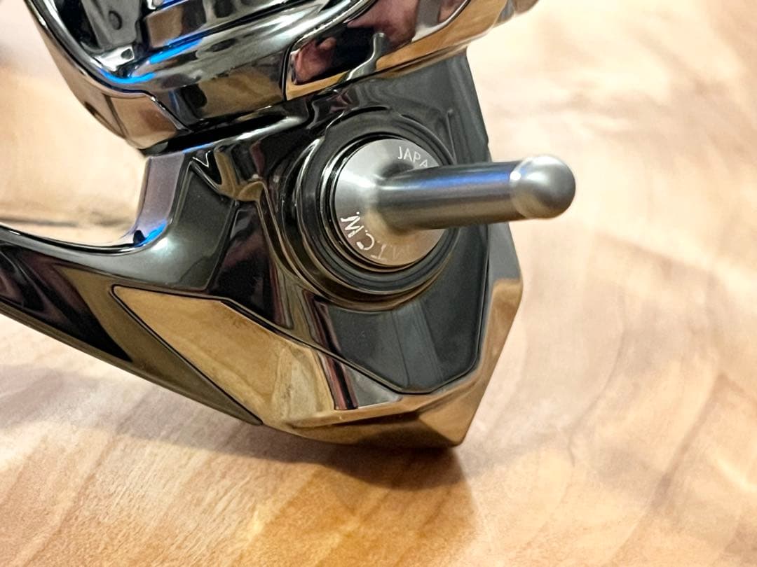 【美品】SHIMANO 22ステラ　C2000SHG MTCWリールスタンド