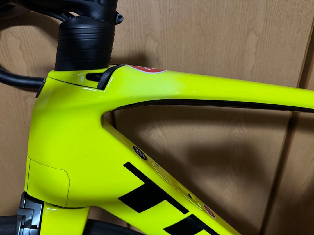 TREK MADONE9.5 電動アルテグラ　コスミックカーボン