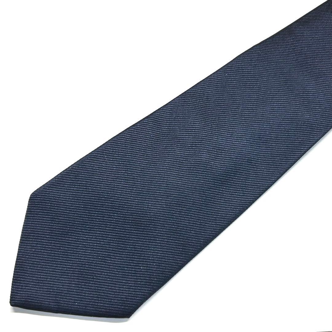 【未使用に近い✨】サルヴァトーレフェラガモ ネクタイ バイカラー 無地 ソリッド