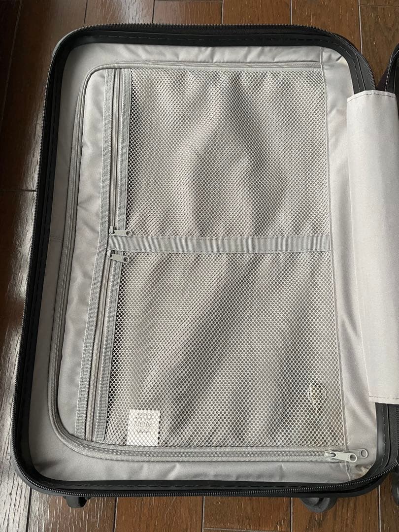 無印良品　旧モデルキャリーケース33Ｌネイビー