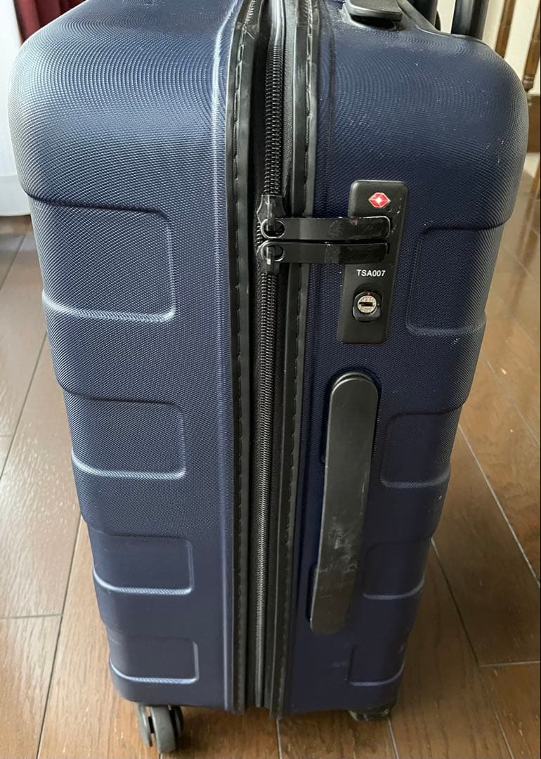 無印良品　旧モデルキャリーケース33Ｌネイビー