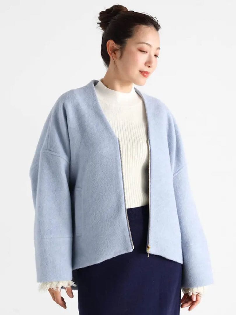 ヤマダヤ　Vin Vネックウールブレンドショートコート　ノーカラーコート