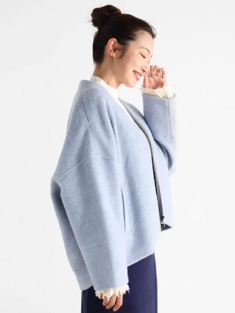 ヤマダヤ　Vin Vネックウールブレンドショートコート　ノーカラーコート