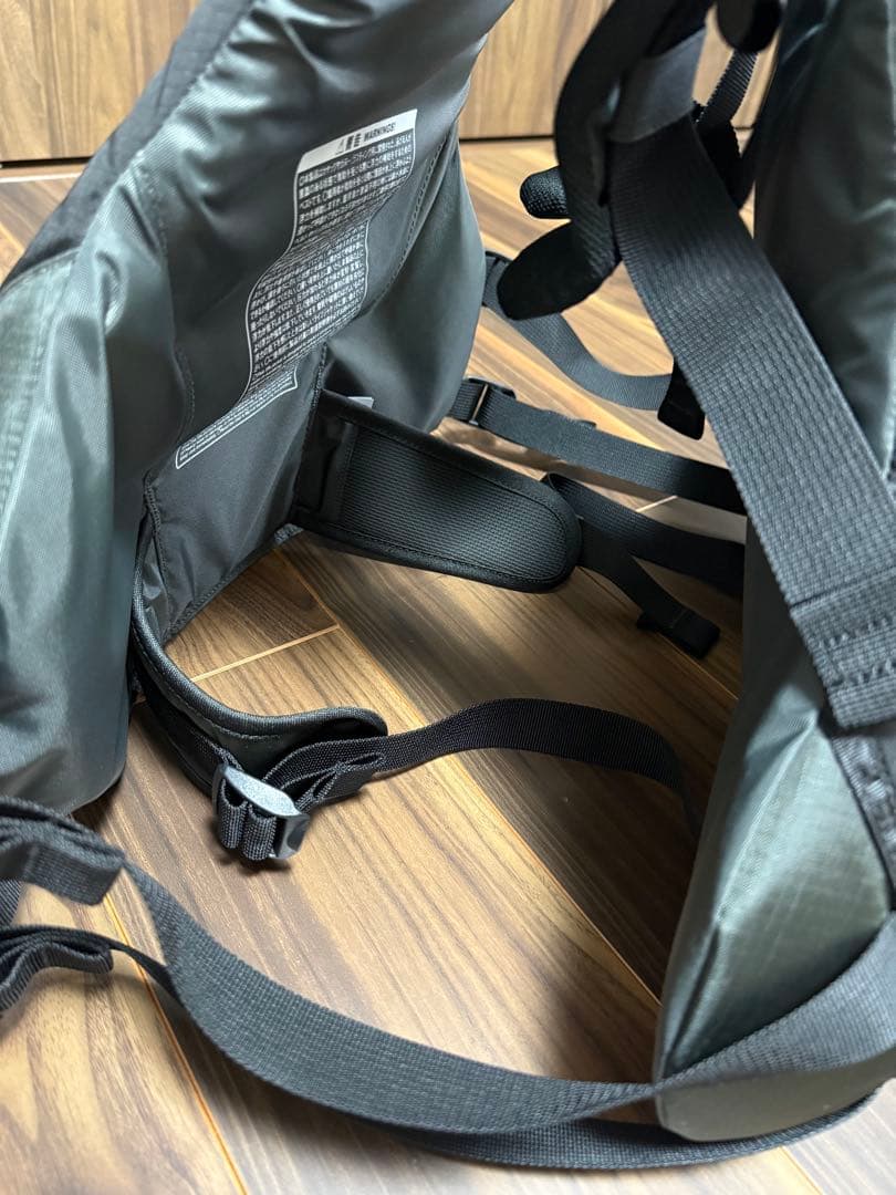 モンベル　アクアバット　ライフジャケット