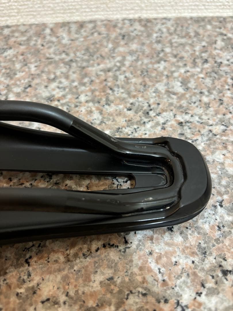 BONTRAGER AEOLUS PRO 145mm カーボンレールサドル