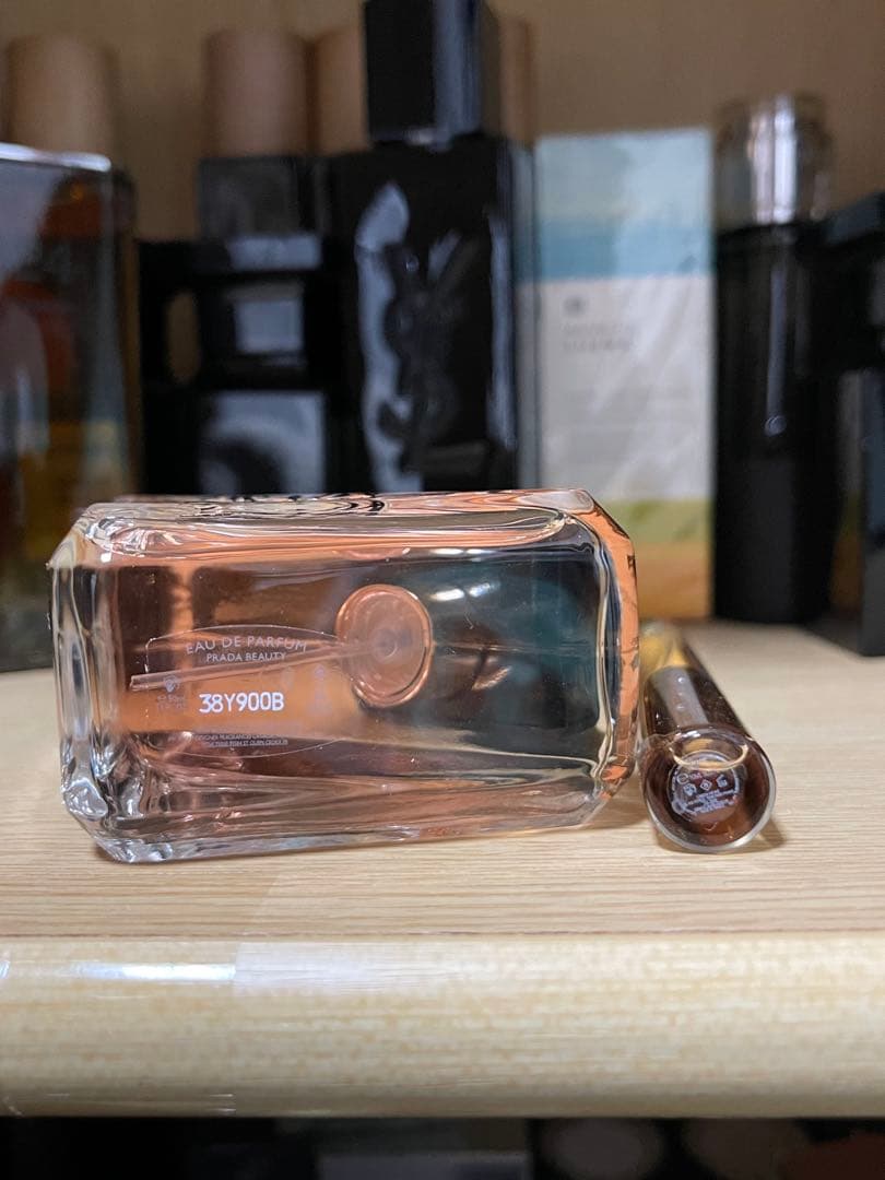 PRADA パラドックス オーデパルファム 50mlと10ml