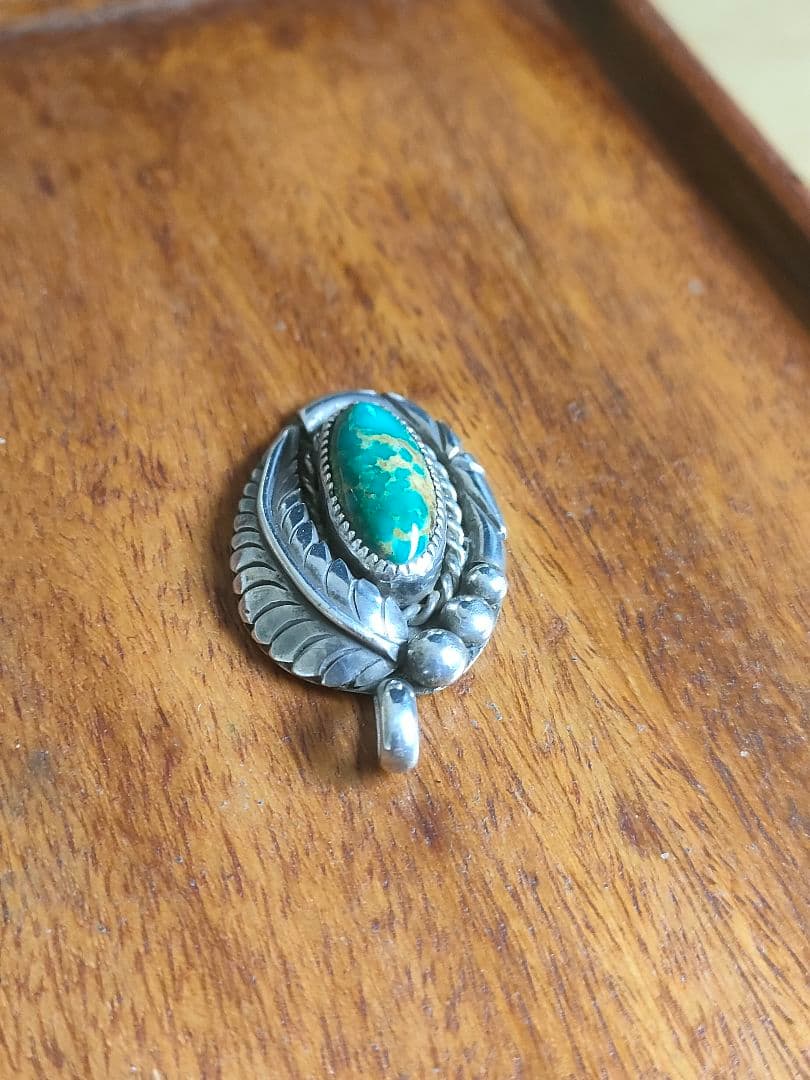 なつきナバホ族ロイストンターコイズSTERLING シルバーペンダント　オ