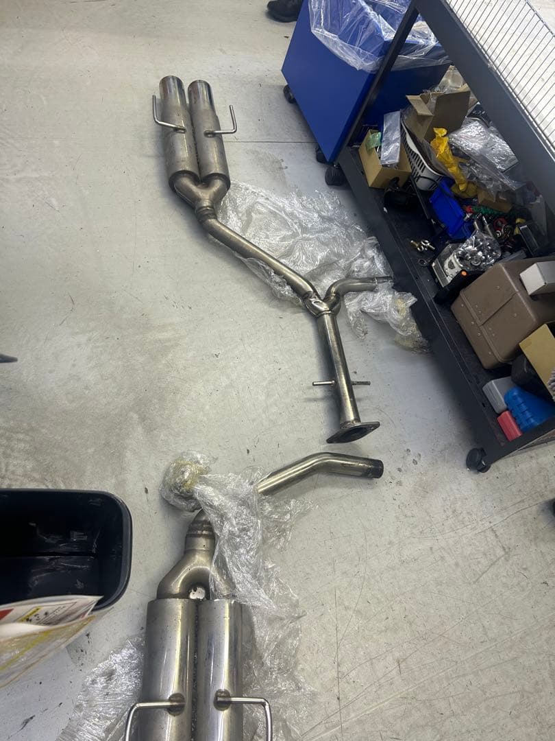 200系クラウン　ワンオフ　センスブランド　ステンレス製リアピース