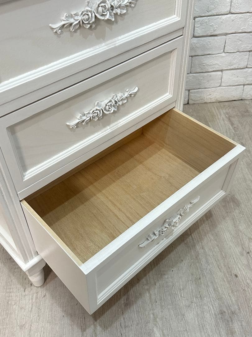 ①【よっしー　】2500円送料こみシャビーシック　アンティーク　チェスト