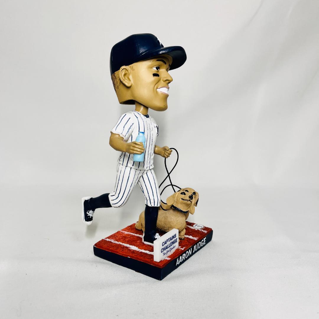 【世界500体限定・非売品】アーロン・ジャッジwith Dogs ボブルヘッド